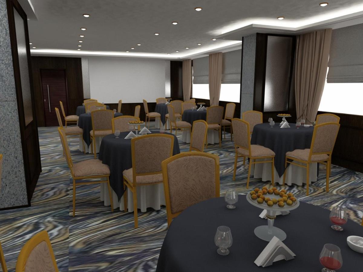 La Fontaine Diora Hotel เจดดาห์ ภายนอก รูปภาพ